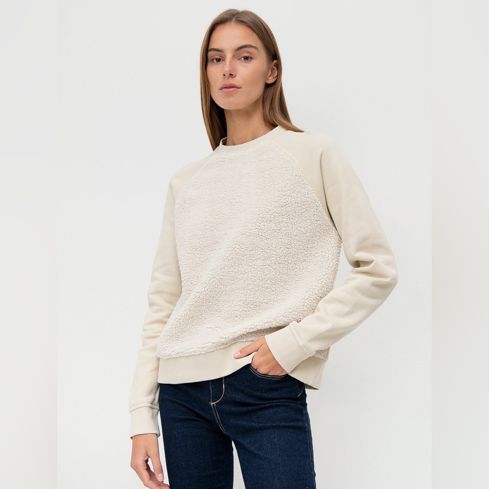 Ted baker size 6 like new crew neck